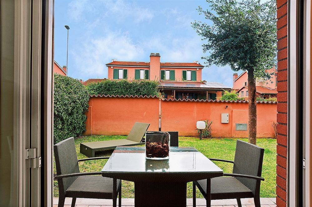 Residence I Triangoli Casal Palocco Exterior photo